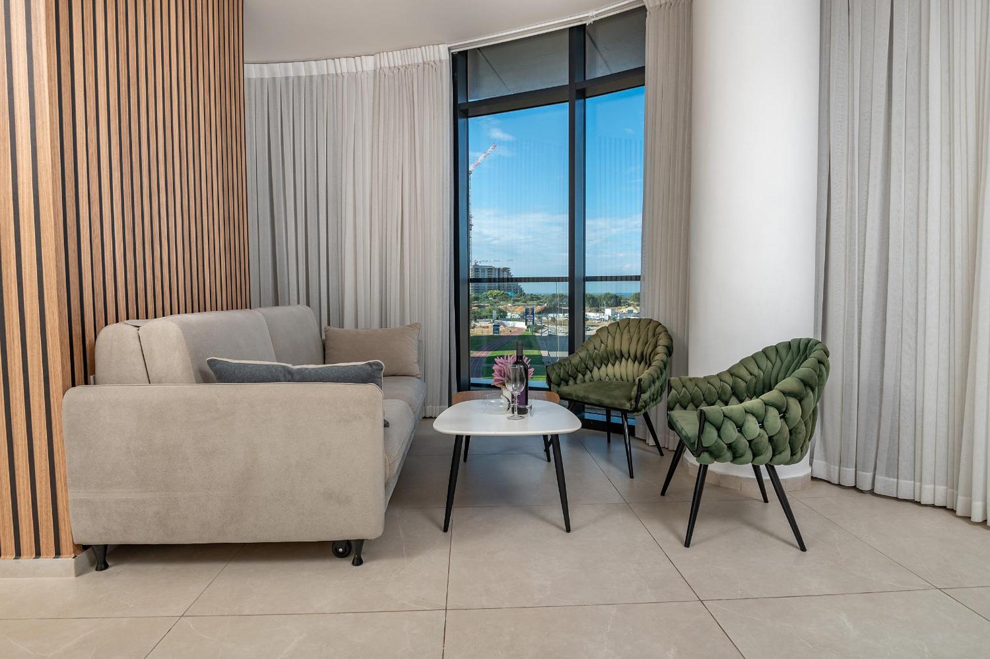 Hi-Yam Seaview Apartments & Suites - יש ממ"ד バト・ヤム 部屋 写真