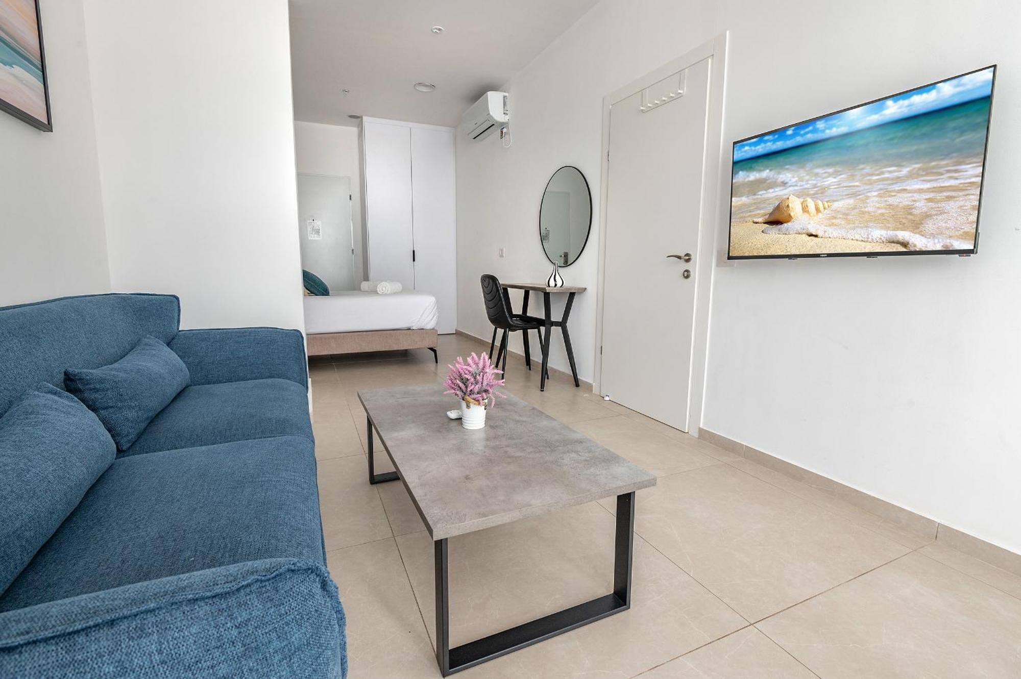 Hi-Yam Seaview Apartments & Suites - יש ממ"ד バト・ヤム 部屋 写真
